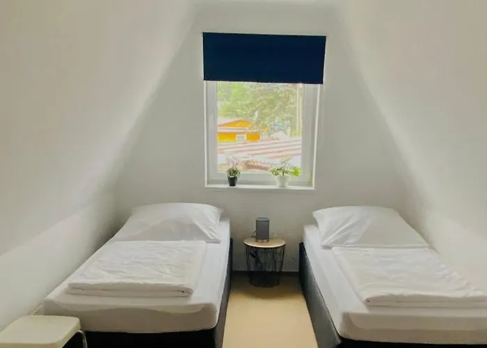 Kapitaens Hus - Traditionelles Reethaus Strandnah, Sauna, Grosser Garten, Pkw-stellplaetze * Graal-Müritz